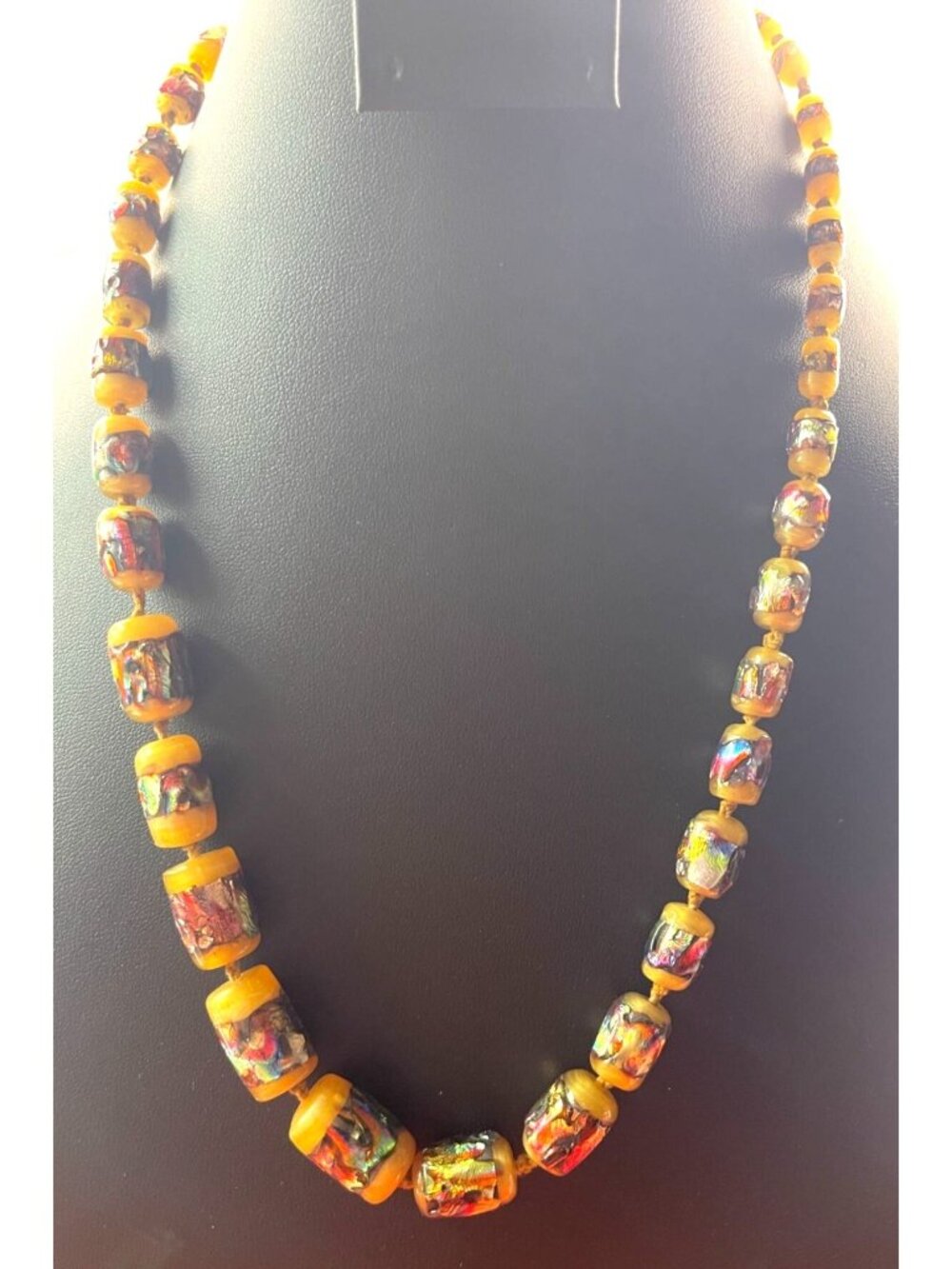 Vintage 1930s Italian Murano Yellow Glass Foil Beaded Necklace Art Nouveau Jewel - Picture 8 of 16